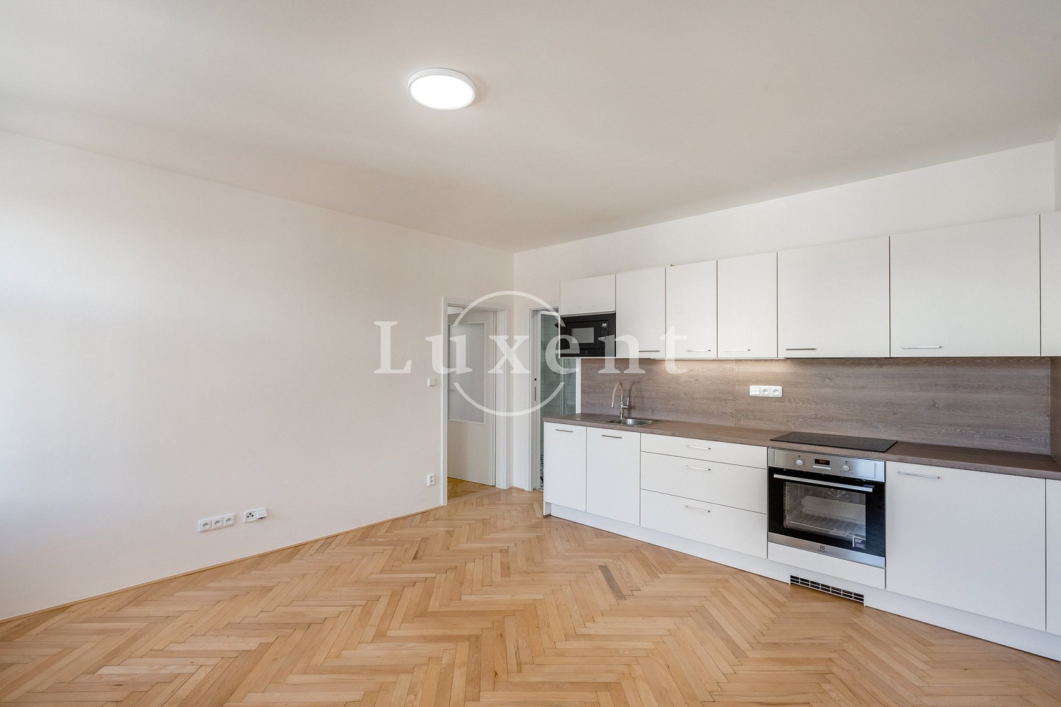 Pronájem bytu 2+kk 42 m²