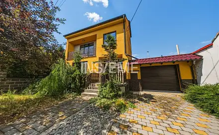 Prodej domu 296 m² s pozemkem 893 m², Křepice, okres Břeclav