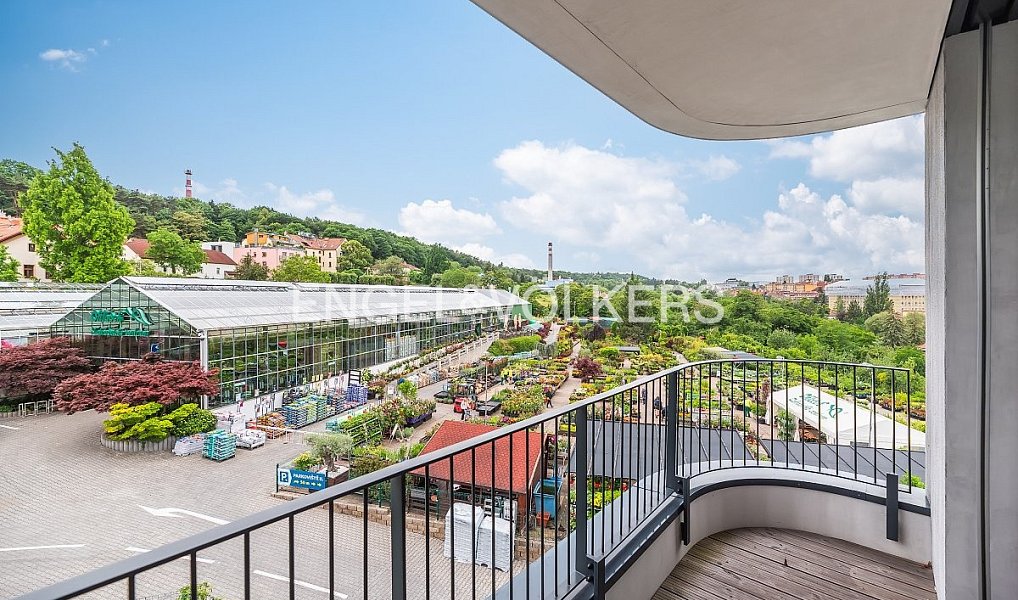 Pronájem bytu 2+kk 65 m², Praha – náhled fotky 2