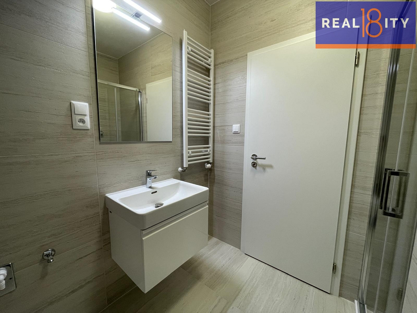 Pronájem bytu 1+kk 35 m² – fotografie 5