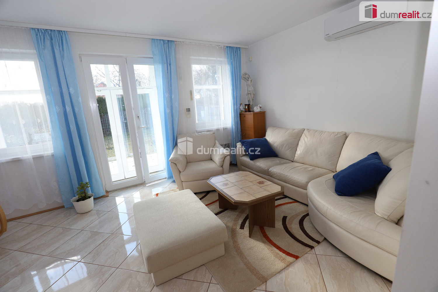 Prodej domu 200 m² s pozemkem 1 122 m² — photo 4