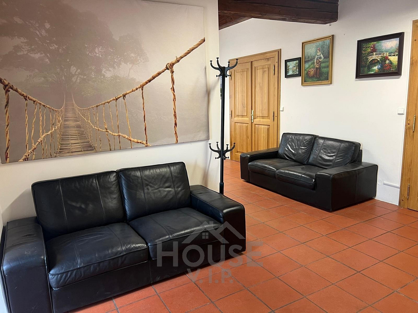 Prodej obchodních prostor 109 m²
