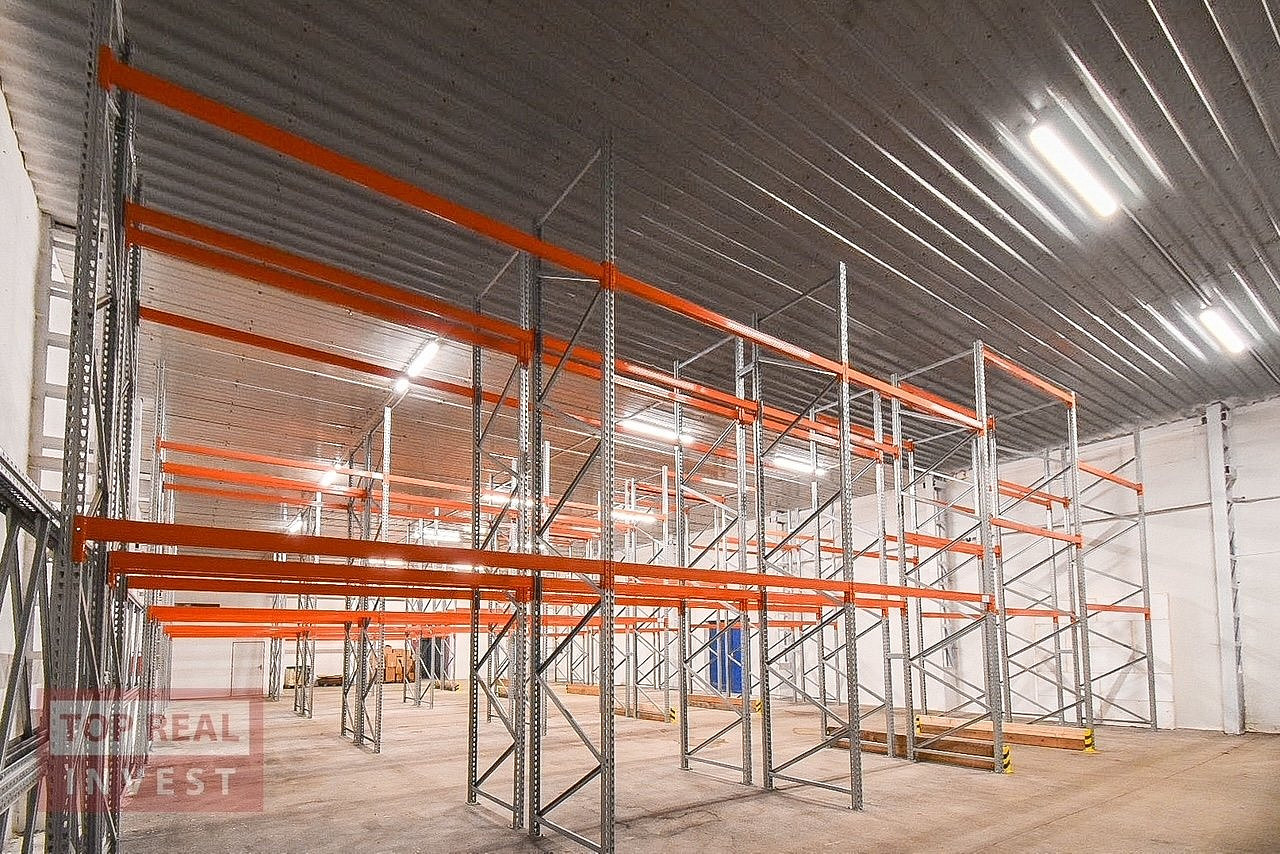 Pronájem skladovacích prostor 889 m² – fotografie 2