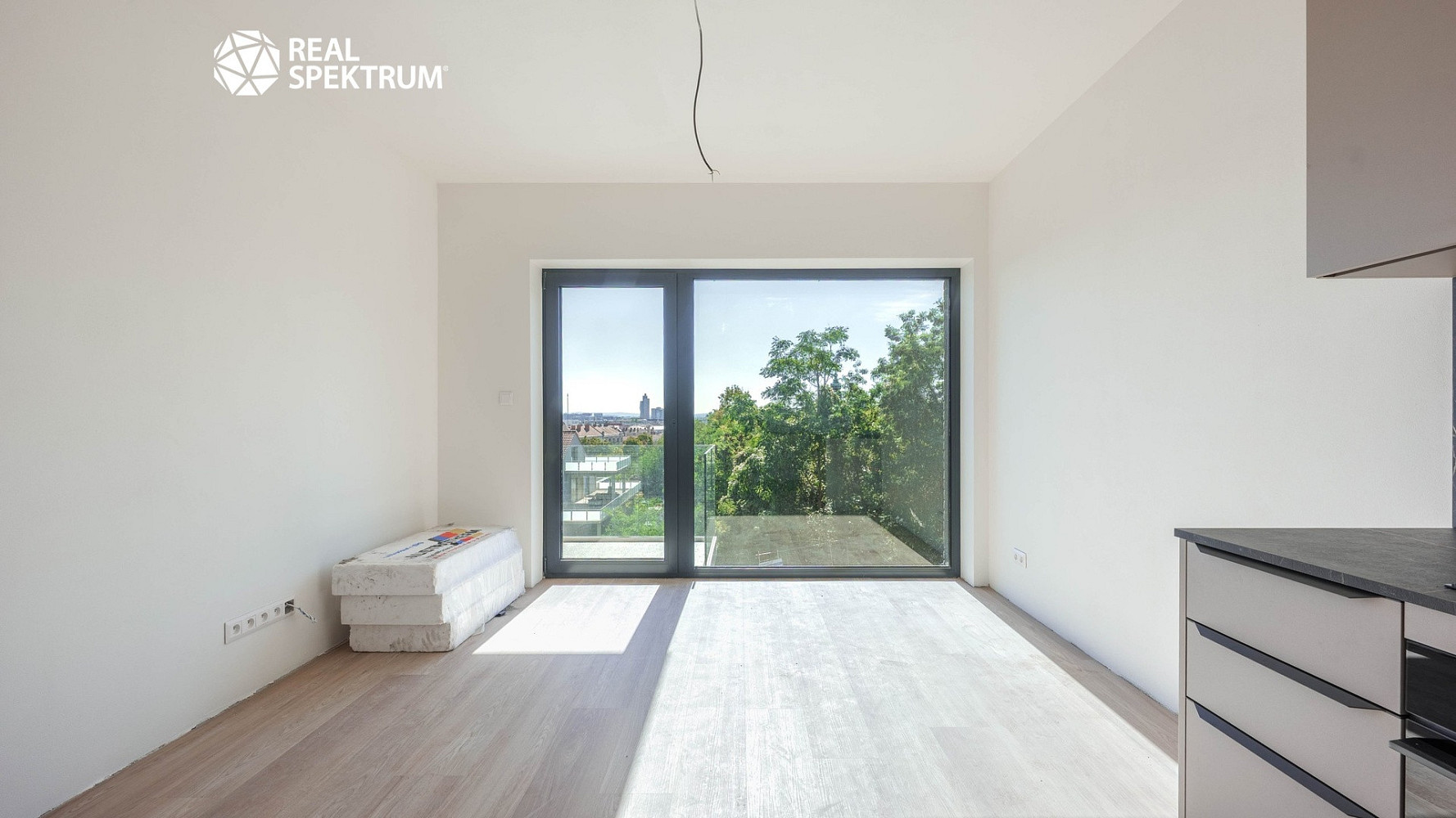 Pronájem bytu 3+kk 61 m² – fotografie 3