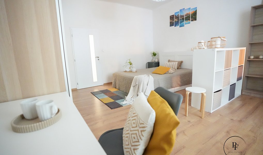 Prodej bytu 2+kk 57 m², Praha – náhled fotky 15