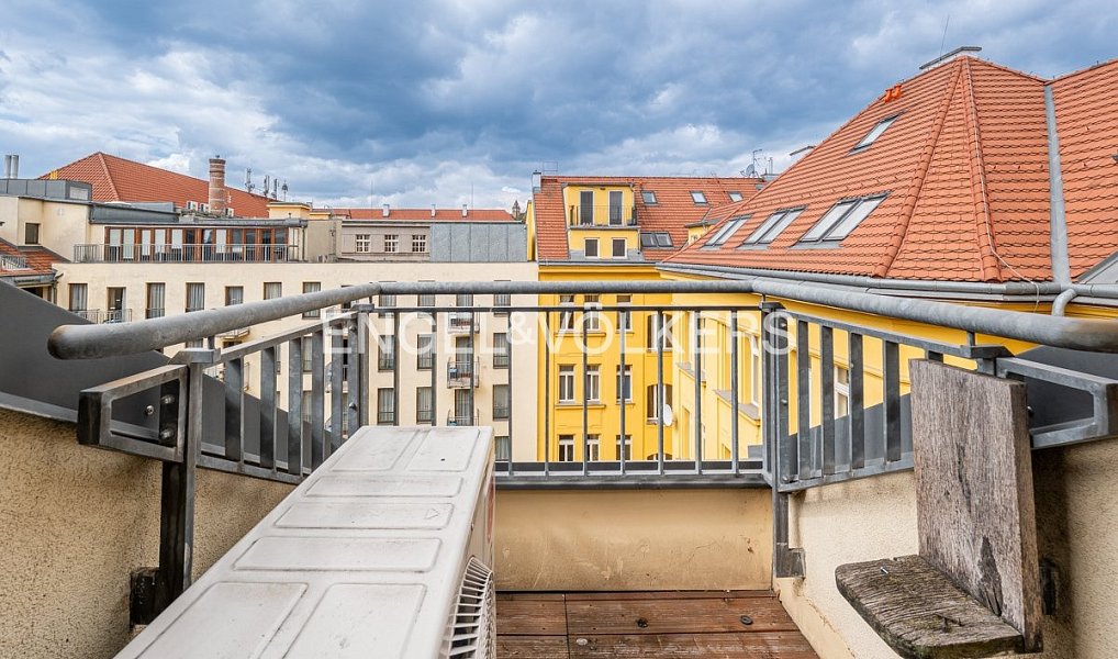 Pronájem bytu 4+1 147 m², Praha – náhled fotky 10