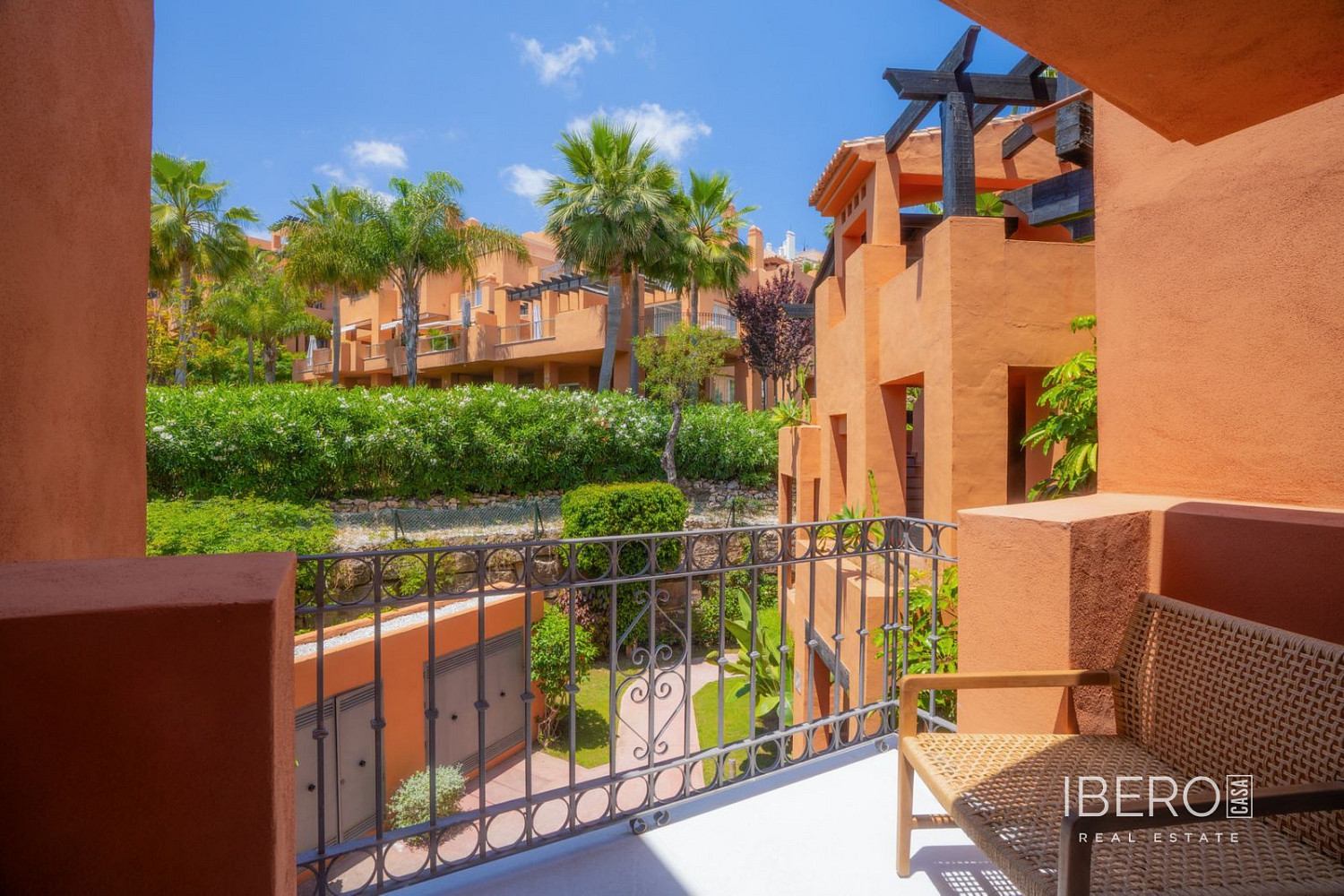5+kk Apartment in Marbella, Nueva Andalucía - Vista 4