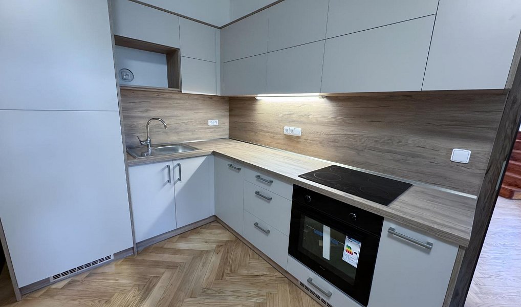 Pronájem bytu 2+kk 66 m², Ústí nad Labem – náhled fotky 3