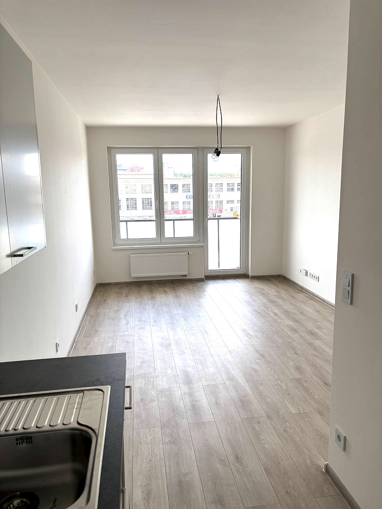 Pronájem bytu 2+kk 45 m² — photo 4