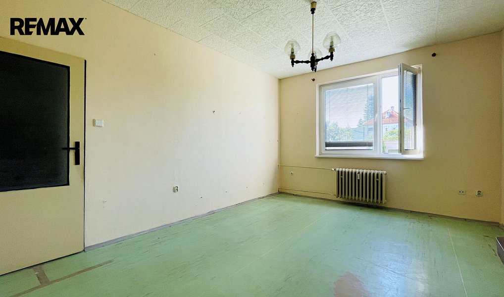 Prodej bytu 1+1 35 m², Roztoky – náhled fotky 4