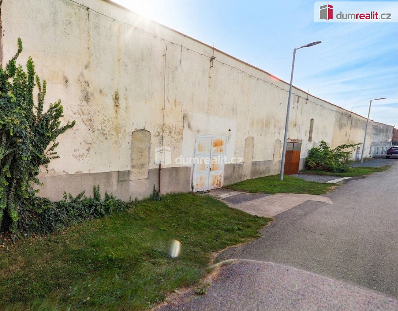 Pronájem skladovacích prostor 79 m²