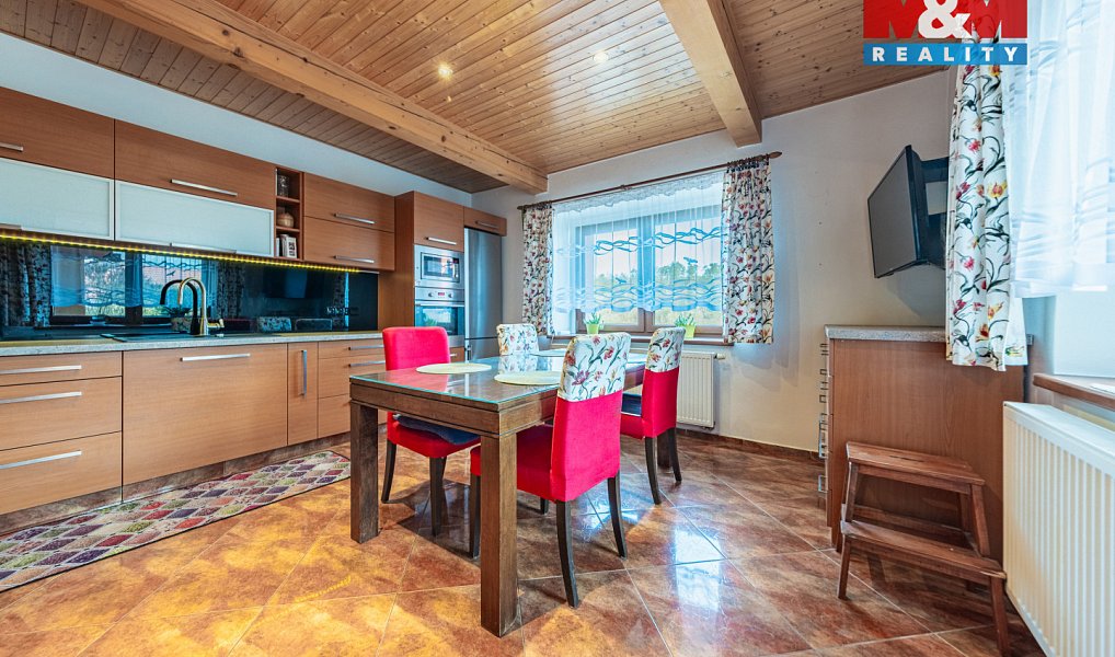 Prodej domu 203 m² s pozemkem 557 m², Bojanovice – náhled fotky 2