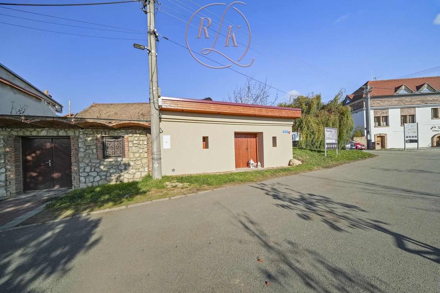 Autentický vinný sklep v srdci jižní moravy, 153 m2, po kompletní rekonstrukci, obec přítluky. — photo 2