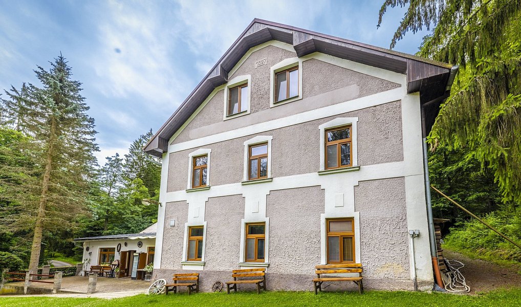 Prodej komerčního objektu (jiného typu) 818 m², Štoky – náhled fotky 3