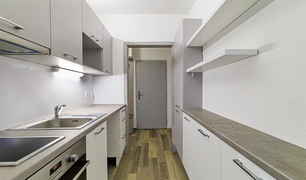 Pronájem bytu 1+kk 27 m², Uherské Hradiště – náhled fotky 5