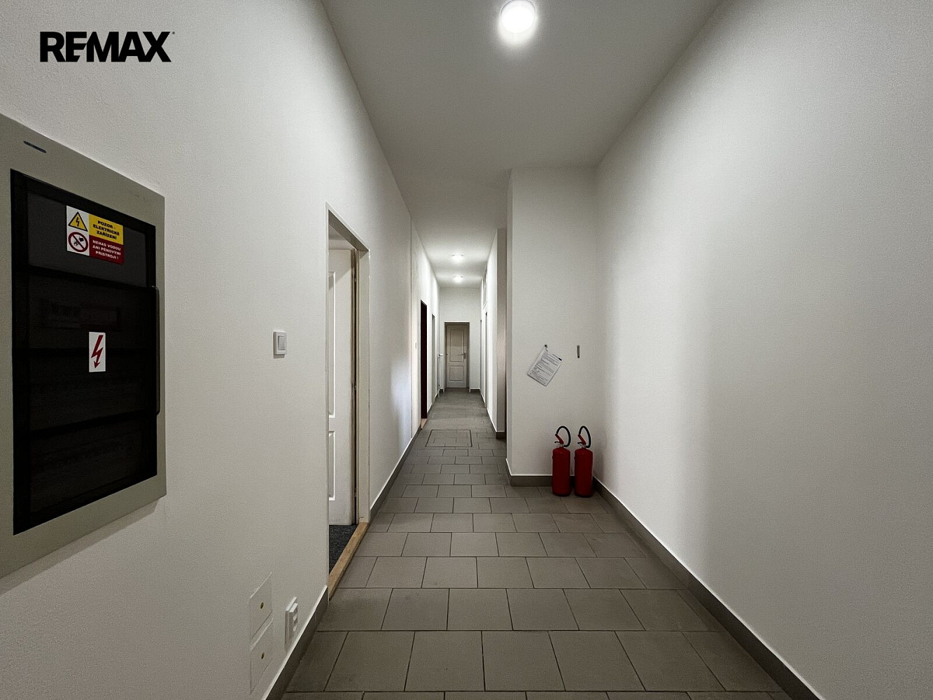 Pronájem bytu 1+kk 15 m² – fotografie 2