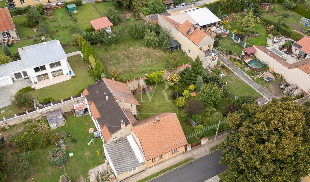 Prodej domu 105 m² s pozemkem 1 492 m², Klobuky – náhled fotky 4