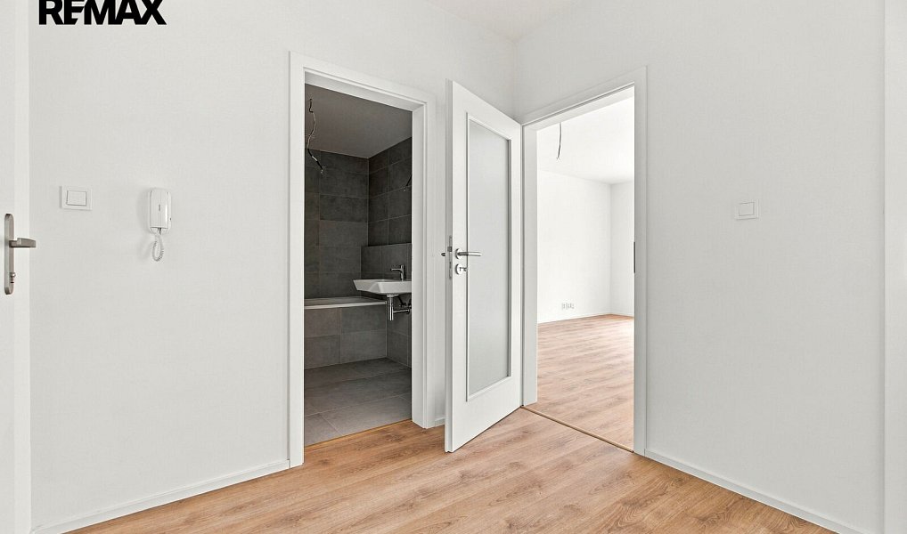 Prodej bytu 2+kk 50 m², Ostrava – náhled fotky 7