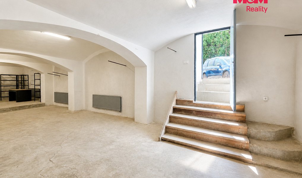 Prodej obchodních prostor 83 m², Praha – náhled fotky 2