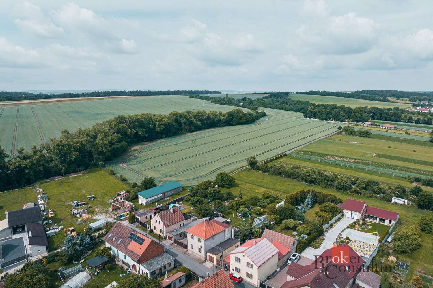 Prodej stavebního pozemku 2 400 m² – fotografie 4