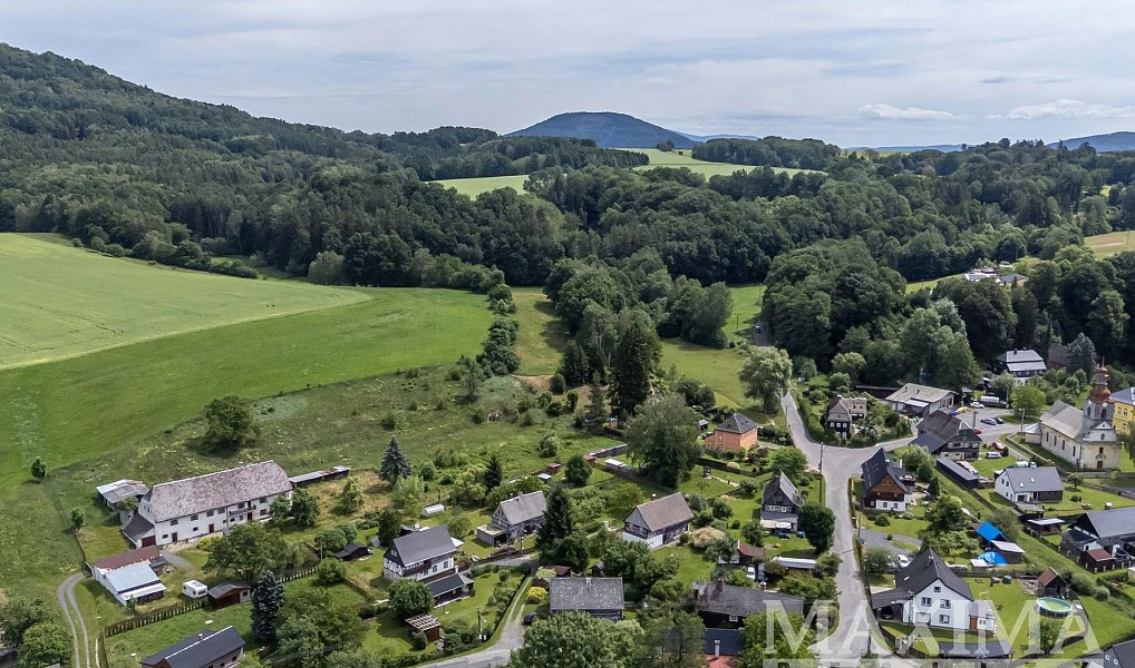 Prodej domu 139 m² s pozemkem 915 m², Velenice – náhled fotky 25