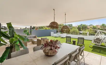 Prodej bytu 4+kk 144 m², Estepona, Španělsko