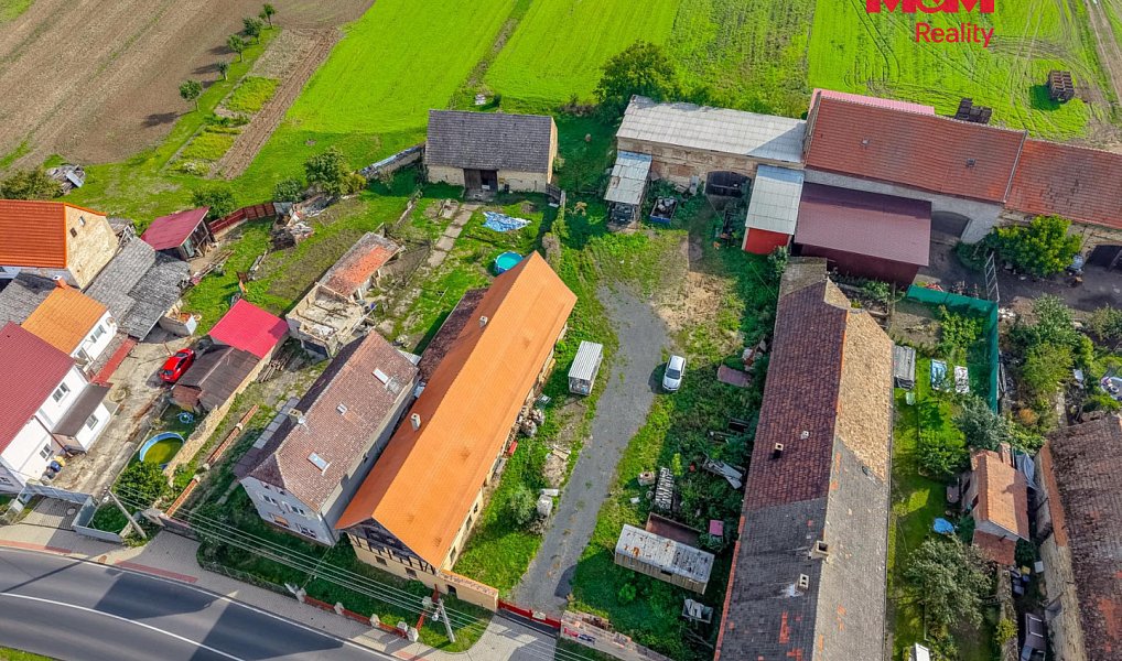 Prodej stavebního pozemku 3 672 m², Křešice – náhled fotky 9