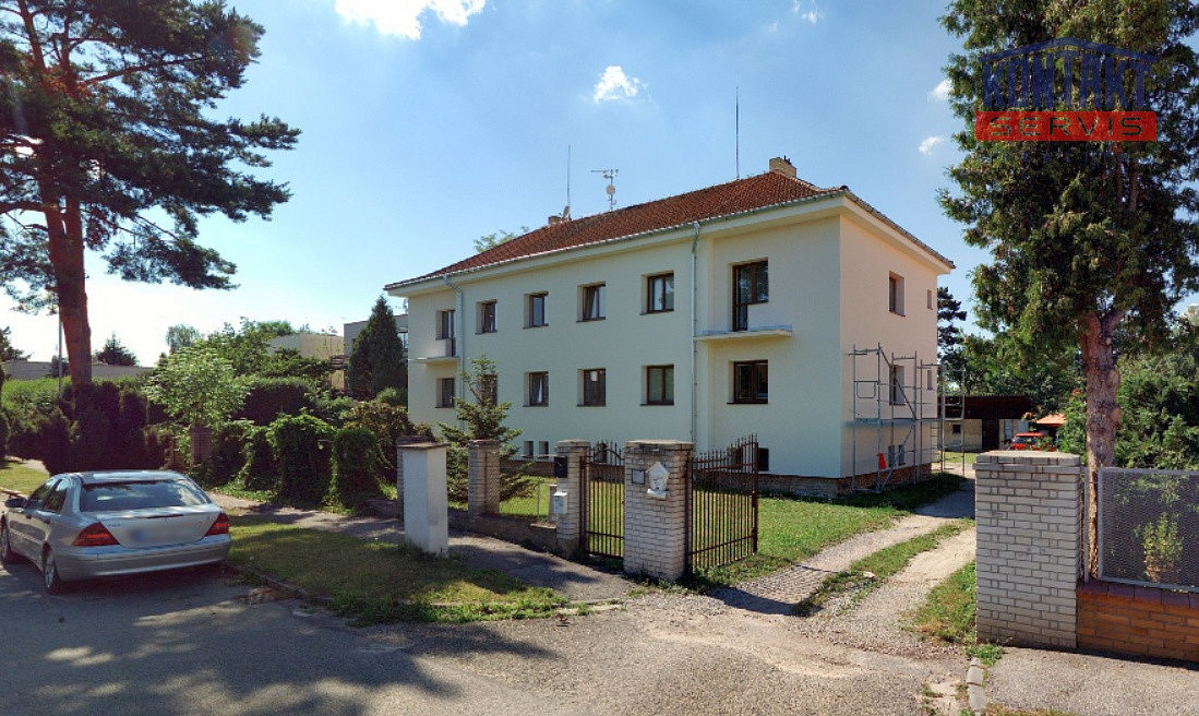 Pronájem garáže v ulici šípková, české budějovice — photo 4