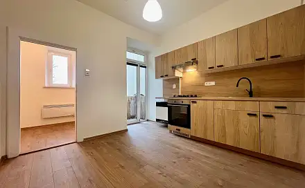 Pronájem bytu 1+1 43 m²
