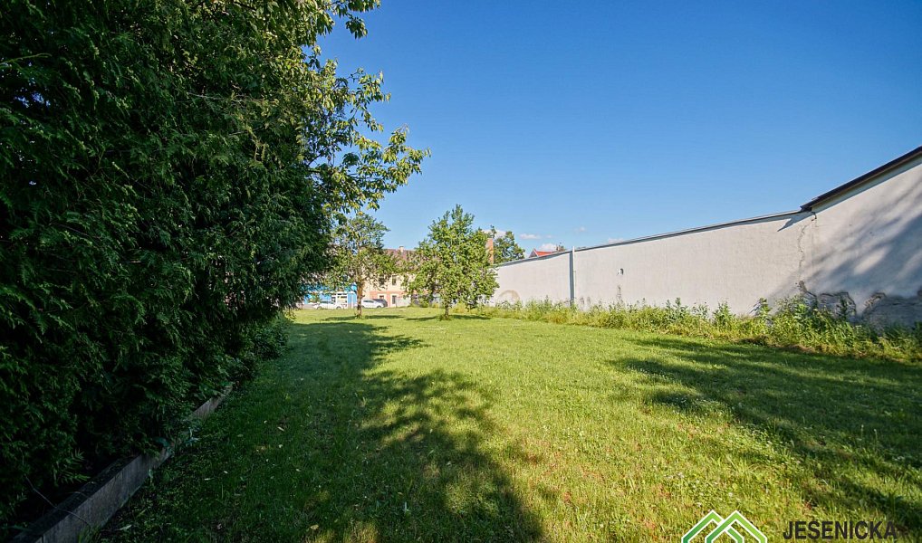 Prodej stavebního pozemku 1 071 m², Jeseník – náhled fotky 9