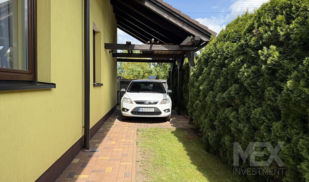 Prodej domu 130 m² s pozemkem 453 m², Náchod – náhled fotky 24