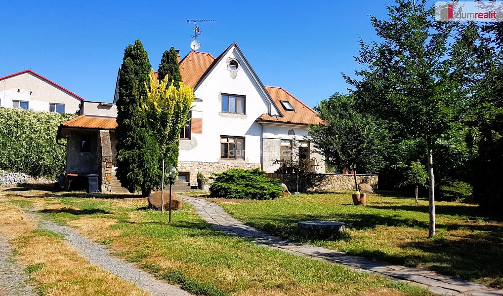 Prodej domu 303 m² s pozemkem 1 885 m², Hodonín – náhled fotky 12