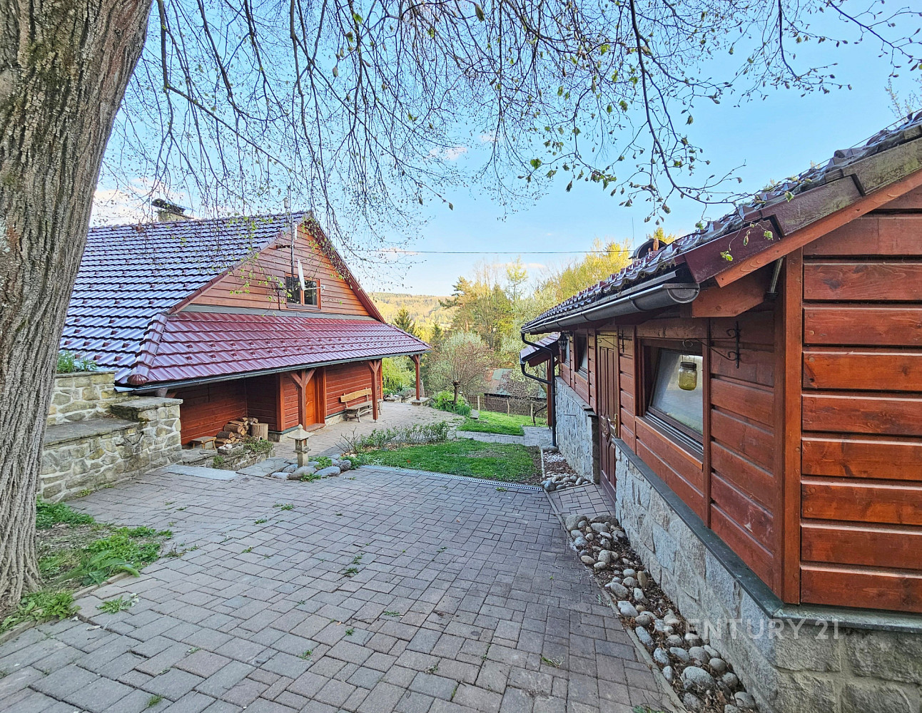 Prodej domu 131 m² s pozemkem 49 321 m²