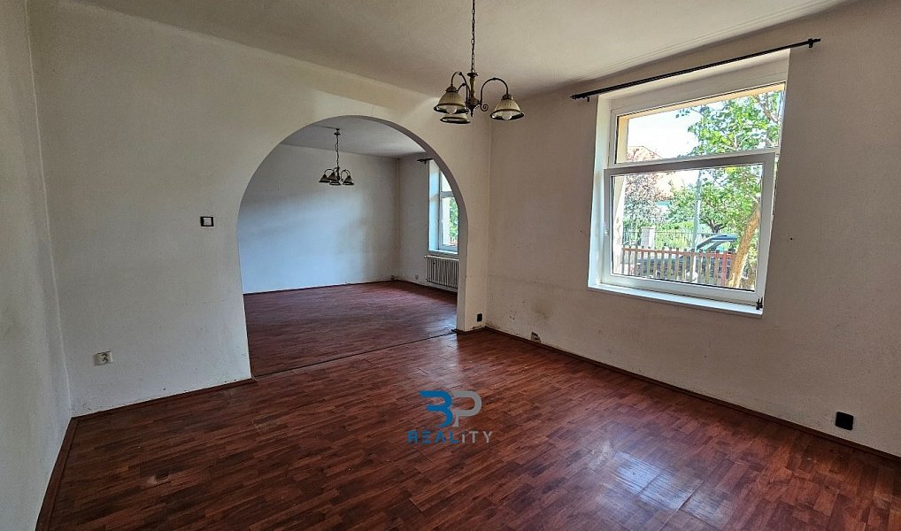 Prodej stavebního pozemku 950 m², Praha – náhled fotky 9