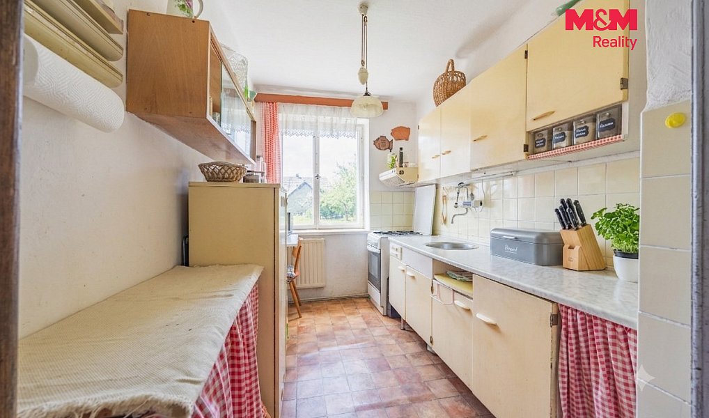 Prodej domu 213 m² s pozemkem 443 m², Holice – náhled fotky 8