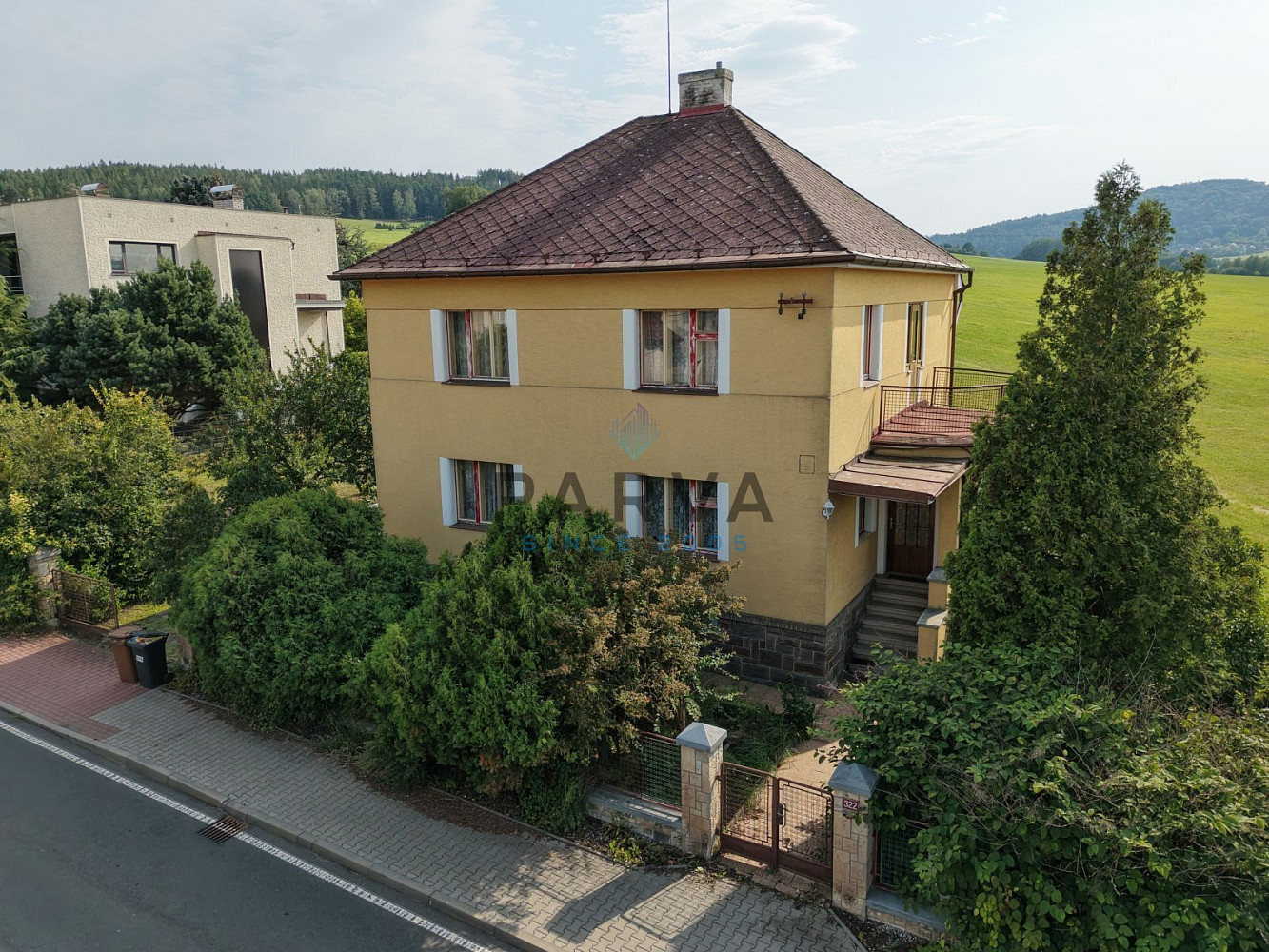 Prodej domu 212 m² s pozemkem 1 083 m²