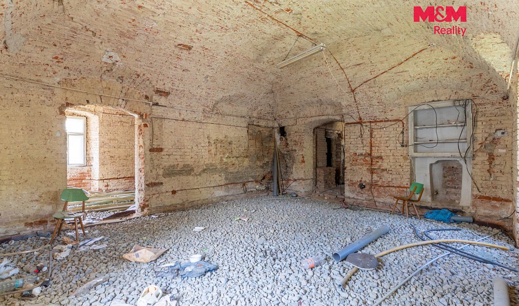 Prodej domu 240 m² s pozemkem 852 m², Hvězdlice – náhled fotky 9