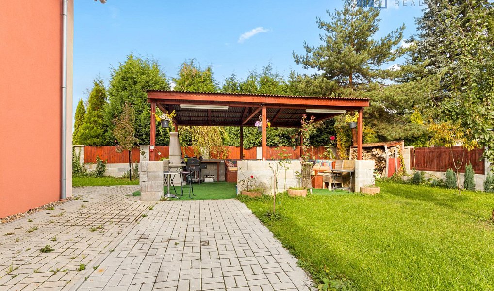 Prodej domu 252 m² s pozemkem 1 468 m², Teplice – náhled fotky 4