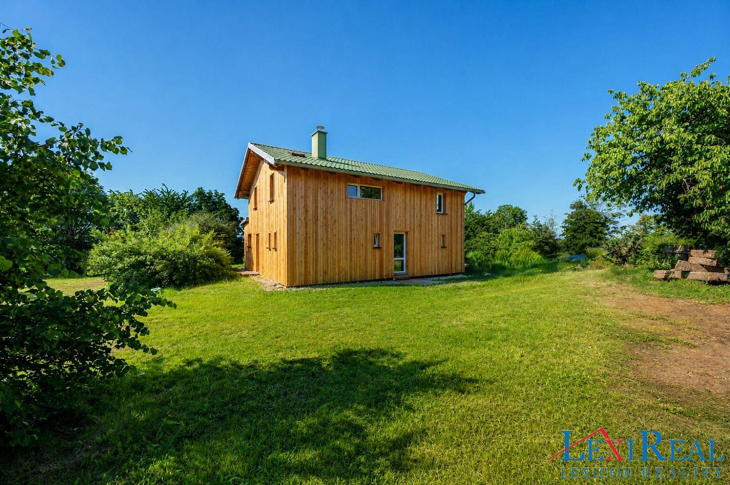 Prodej domu 140 m² s pozemkem 2 200 m² — photo 2