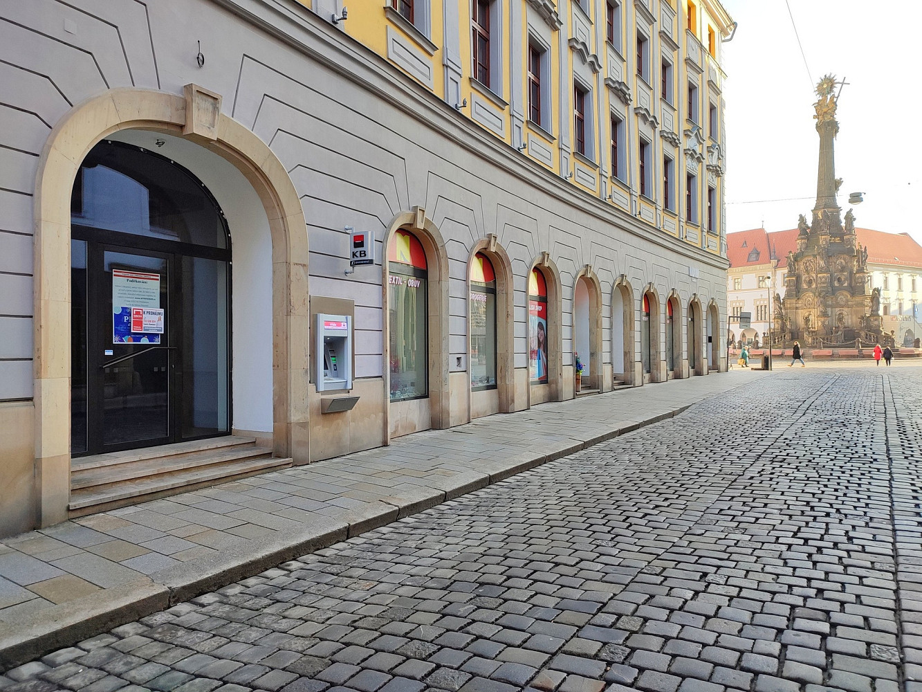 Pronájem obchodních prostor 80 m² – fotografie 2