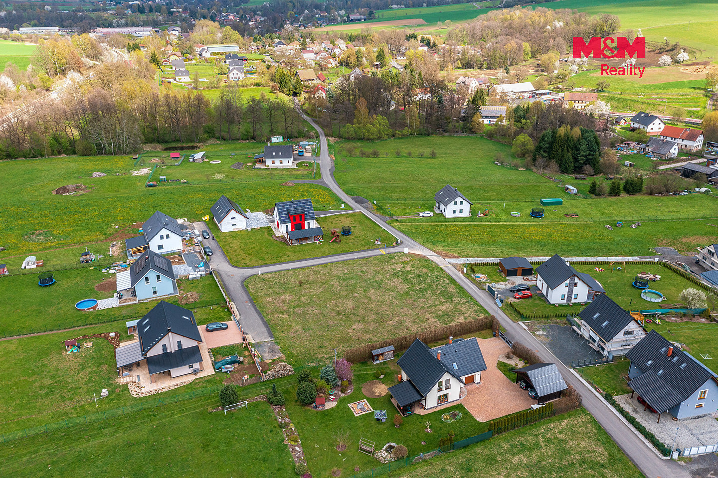 Prodej stavebního pozemku 2 192 m² – fotografie 5