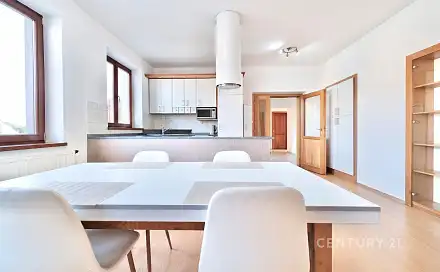 Pronájem bytu 4+kk 105 m², Československé armády, Valašské Klobouky, okres Zlín