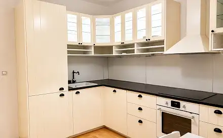 Pronájem bytu 2+kk 72 m², Olšanská, Praha 3 - Žižkov