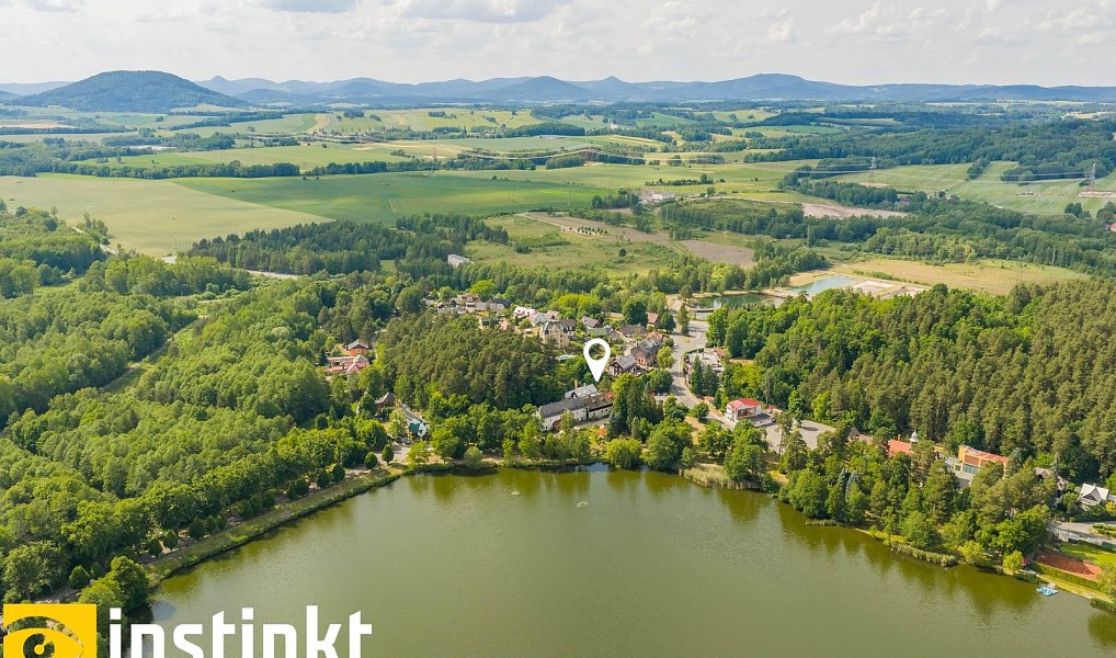 Prodej stavebního pozemku 1 053 m², Hamr na Jezeře – náhled fotky 2