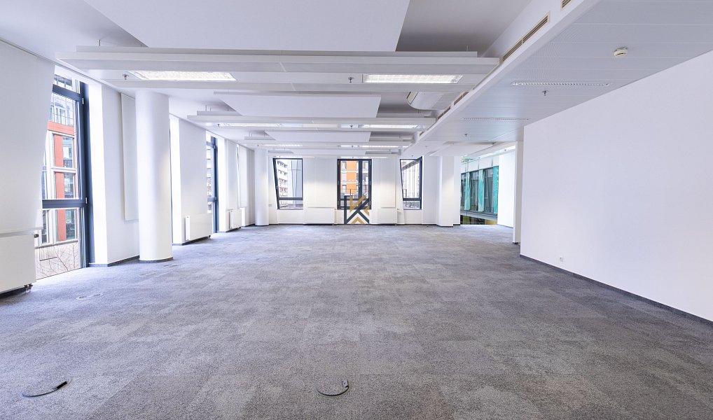 Pronájem kanceláře 886 m², Praha – náhled fotky 5
