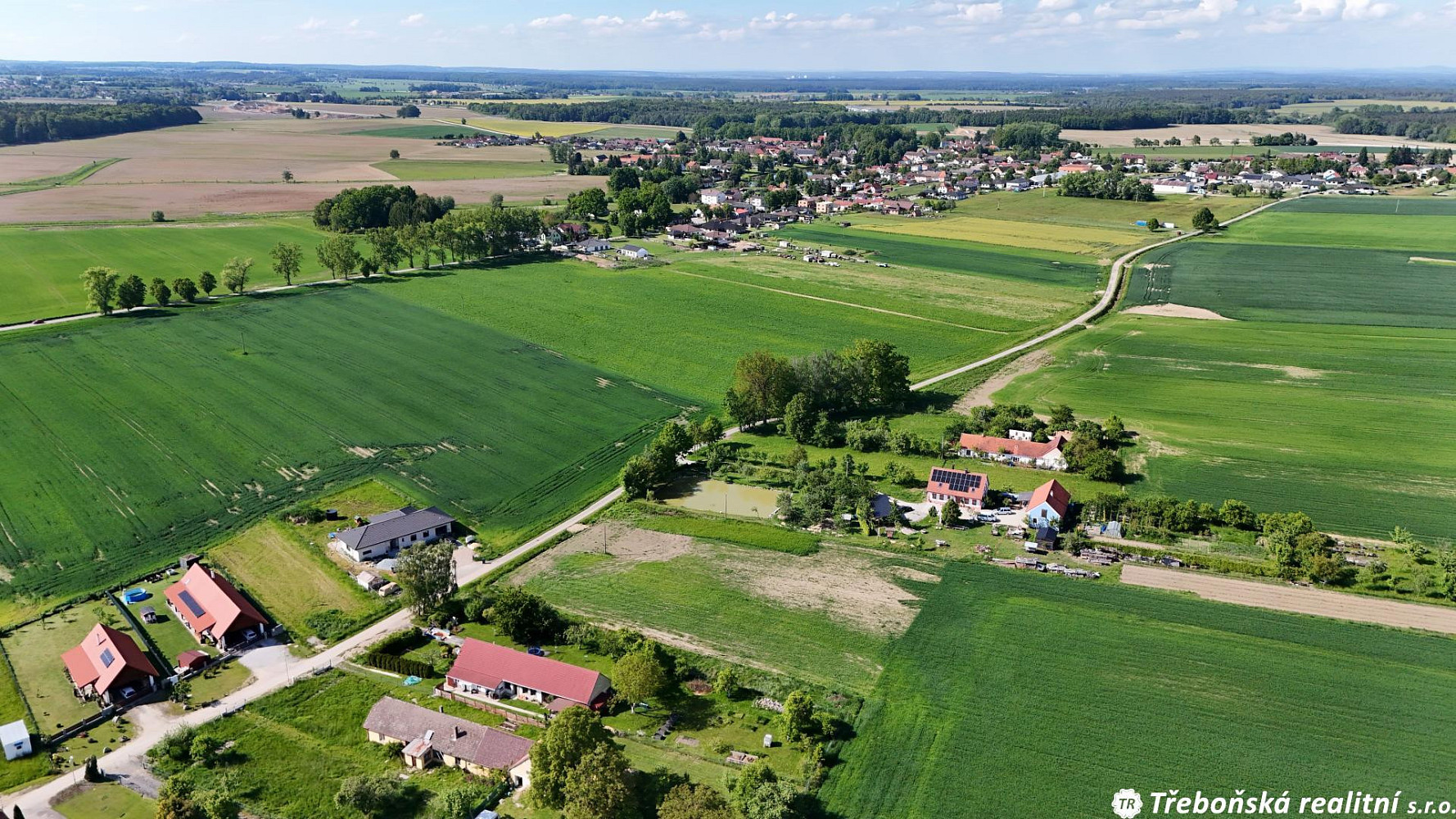Prodej stavebního pozemku 901 m² – fotografie 5