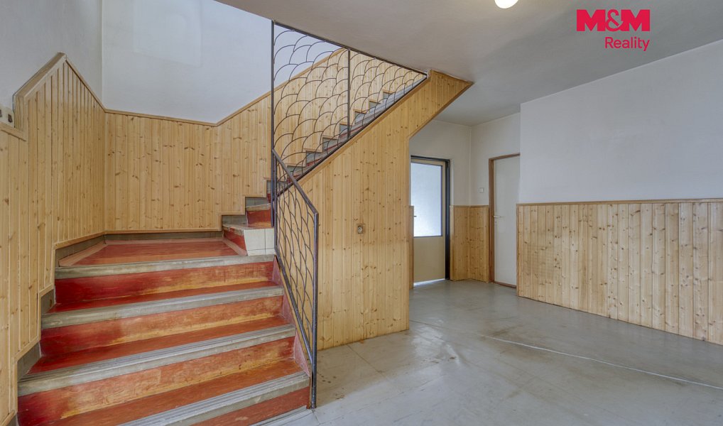 Prodej domu 170 m² s pozemkem 1 474 m², Lubenec – náhled fotky 16
