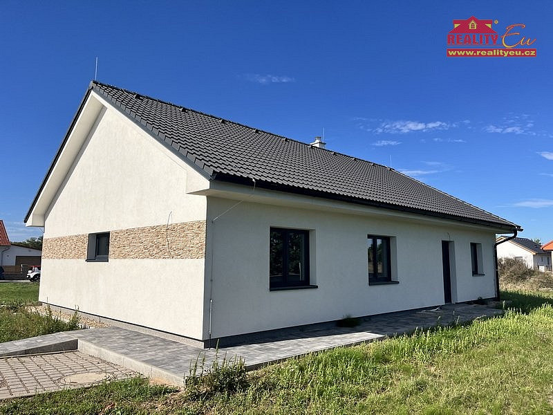 Prodej domu 125 m² s pozemkem 696 m²