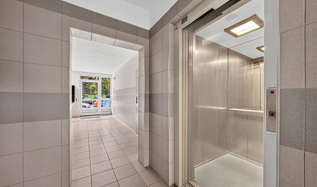 Prodej bytu 1+kk 41 m², Praha – náhled fotky 22