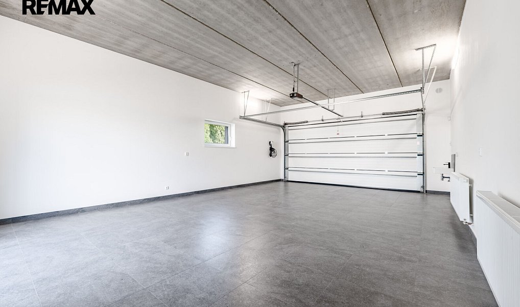 Prodej domu 329 m² s pozemkem 1 034 m², Sluhy – náhled fotky 19